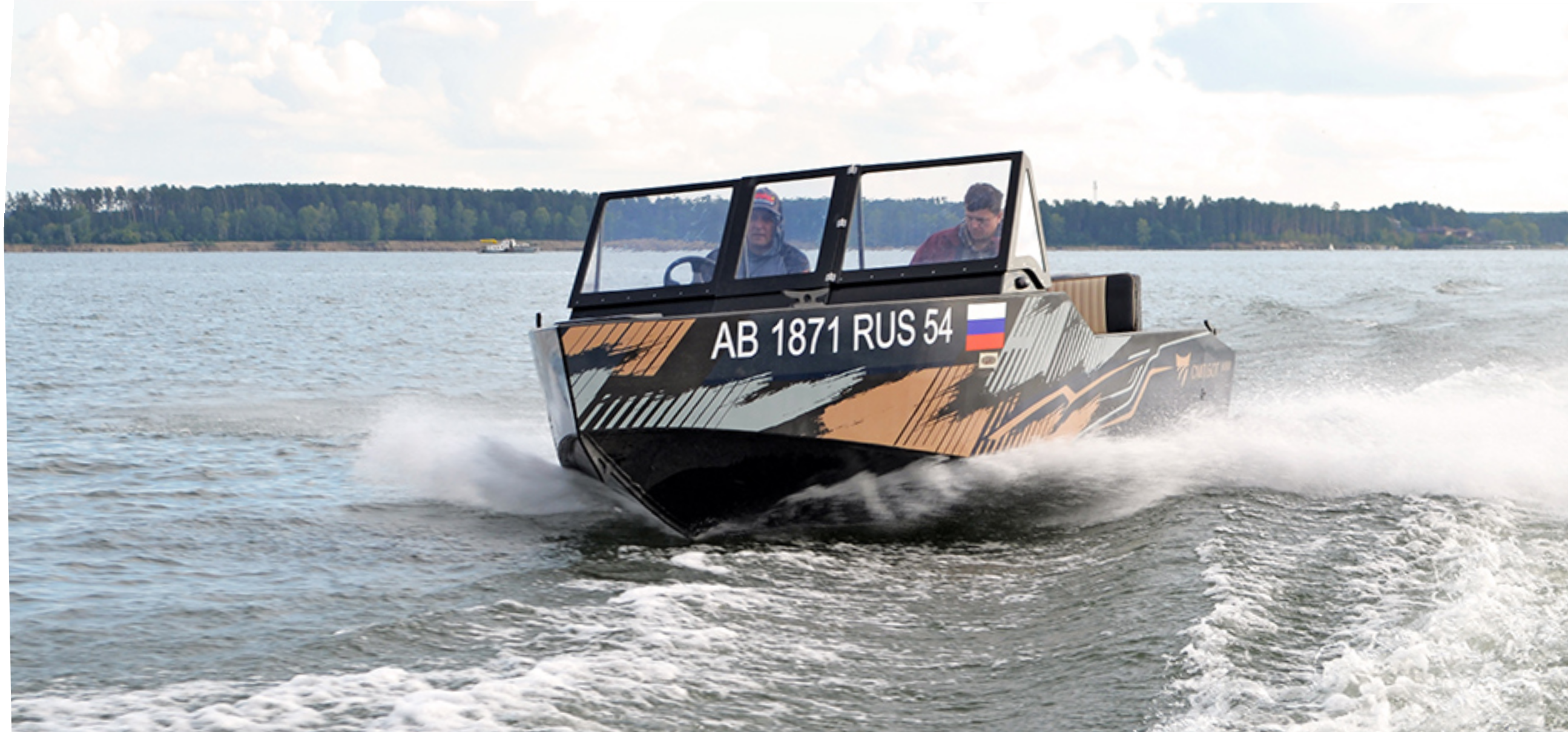 Пластиковая лодка 3,5 метра