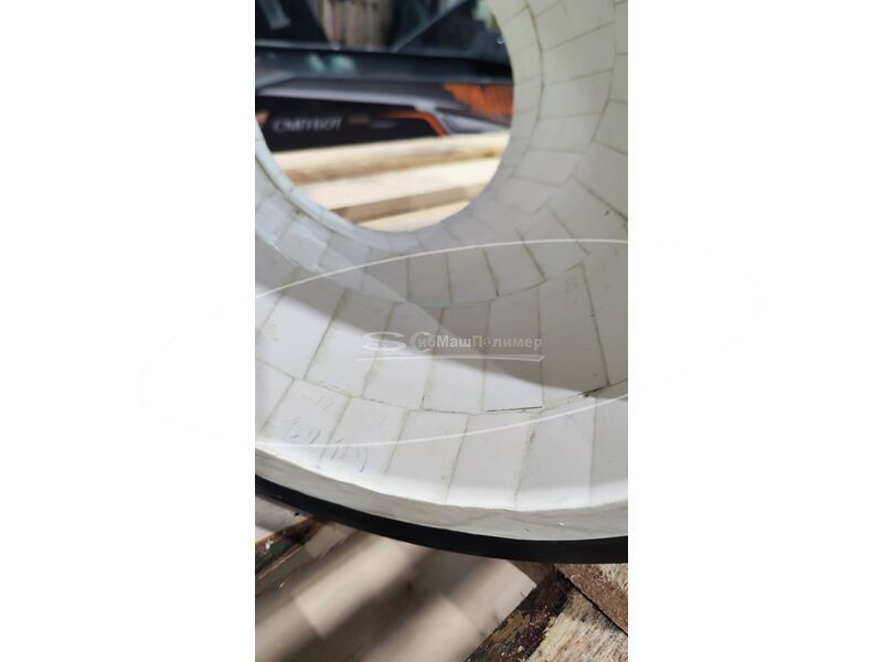 Отвод 45 градусов MakeLand стальной с футеровкой керамикой для пульпопровода кимберлитовой руды на горно-обогатительной фабрике